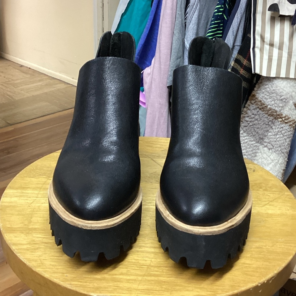 Chic Black Platform Ankle Booties - image 1